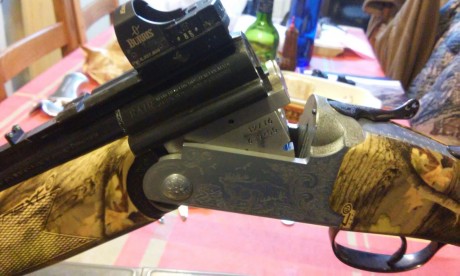 Vendo rifle combinado.Calibres 6'5x55 y 12/76...marca italiana Fair.
Con selector de disparo y preparado 00