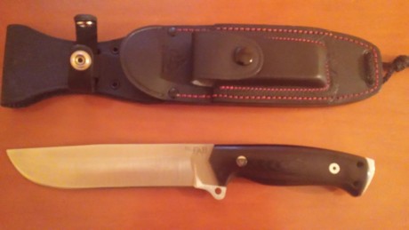 Hola, vendo exclusivo CUDEMAN FAB II Modelo Heneku con hoja enteriza en Acero al Carbono K720 de 6 mm 00