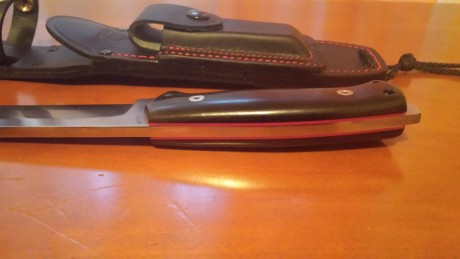 Hola, vendo exclusivo CUDEMAN FAB II Modelo Heneku con hoja enteriza en Acero al Carbono K720 de 6 mm 10