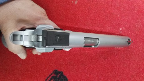 Buenas, un compañero me ha pedido que ponga a la venta su HPS con armazón STI 2011 cromada y de 9mm.

La 00