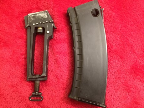 Buenas, he decidido poner en venta esta pequeña joyita que tengo cogiendo polvo. Se trata de un AK-103 10