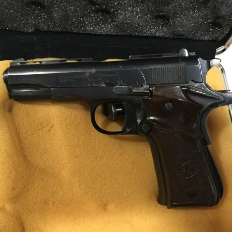 Se vende Pistola LLAMA modelo ESPECIAL de calibre 22 y guiada en F, estado perfecto.
Precio 150 € 00