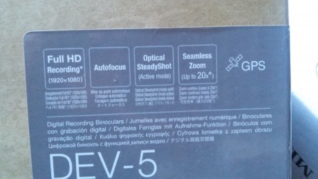 Prismatico con zoom de 20 aumentos que graba en video en formato 2D y 3D....Hace fotografias y graba en 00