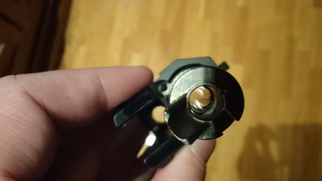 Hola a todos,

Pongo a la venta esta pistola de precisión TESRO TS22-3 en calibre 22LR con apenas disparos 121