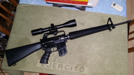 Buenas,vendo esta carabina semiautomatica calibre .22lr replica del mitico m16a1 de vietnam.
 Entrego 02
