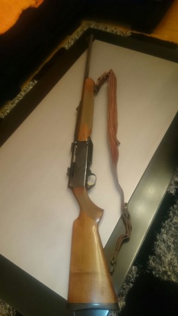 Un familiar mio vende este rifle, un Browning Bar II en calibre 300 Winchester Magnum, el rifle esta en 00