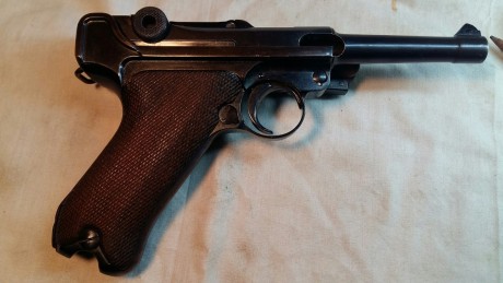 Vendo Luger P O8 de 9mm para inutilizada por fresado en recamara para poner en Libro de Coleccionista 02