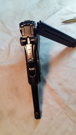Vendo Luger P O8 de 9mm para inutilizada por fresado en recamara para poner en Libro de Coleccionista 00