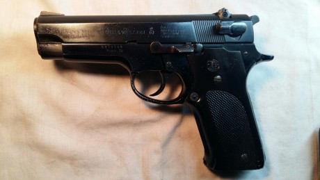 Vendo Pistola SMITH WESSON inutilizada por fresado en recamara, para poner en Libro de Coleccionista 350e 01