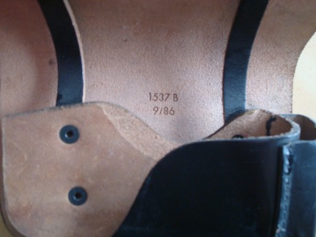  DSC06949.JPG  DSC06950.JPG  DSC06951.JPG 

Funda para P1/P38 de 1986, estado nuevo. 35€ con envío en 01