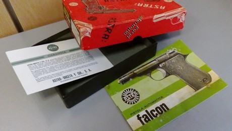 Buenas, vendo esta caja de carton para Astra falcon , en muy buen estado con su manual de instrucciones 02