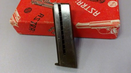 Buenas, vendo esta caja de carton para Astra falcon , en muy buen estado con su manual de instrucciones 00