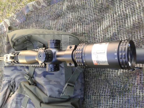   Buenas tardes

Pongo a la venta esta carabina:

S&W MP15 MOE TAN en calibre 22LR
Impecable estado 10