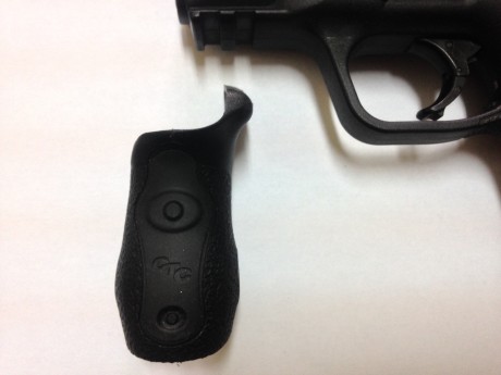 Vendo Pistola Smith&Wesson m&p Compact 9 mm. Es un arma prácticamente nueva, con unos 100 disparos. 02