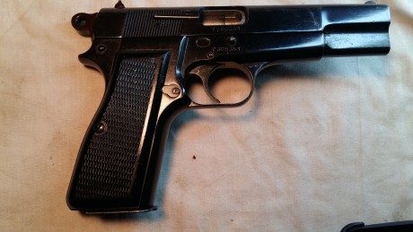 Vendo Pistola inutilizada FN de mi coleccion  inutilizada por fresado en recamara y en libro de coleccionista 01