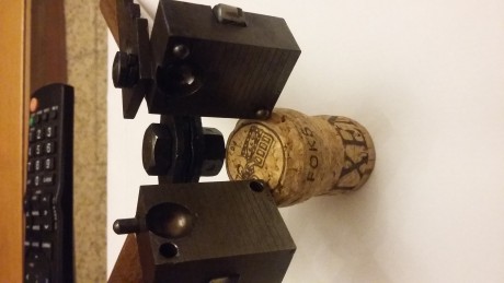 Hola, Pues eso que vendo dos turquesas LYMAN una del 440 y otra del  457 las dos son de un seno, nada 01