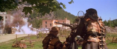 Compañeros,

En vista de las ganas de algunos (Elcafe, Wilcow, Vrakk, etc) por adivinar armas de películas 00