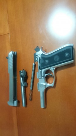 Vendo Pistola Taurus PT99 AFS inox, 9 mm Pb, con maletin de combinacion, dos cargadores, instrucciones. 11