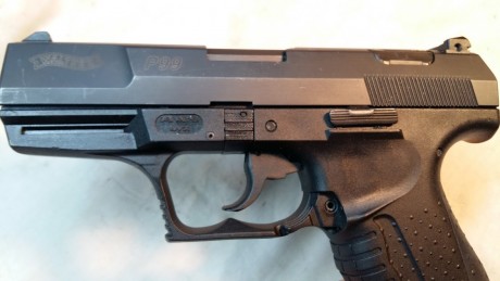 Vendo Pistola Walther P 99 calibre 9mm para inutilizada por fresado en recamara para poner en libro de 11