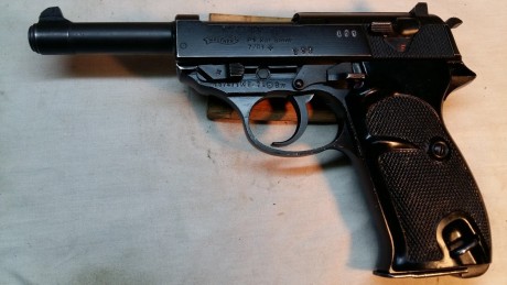 Vendo Walther P 1 de 9mm para inutilizada por fresado en recamara para poner en libro de coleccionista 02