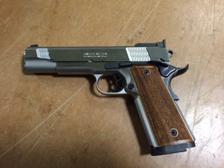 Vendo estas pistolas por no usar:

Una Smith & Wesson modelo 1911 del performance centre en acabado 00