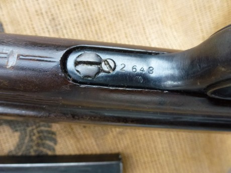 Hola. Pongo en venta mi subfusil alemán "MP-40" bnz. 43, el subfusil esta inutilizado únicamente 21