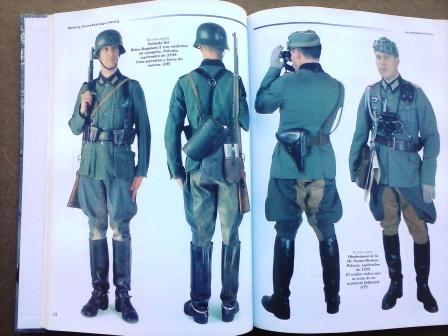 Hola compañeros pongo a la venta estos dos libros.El precio es sin portes
Militaría de la división azul 11