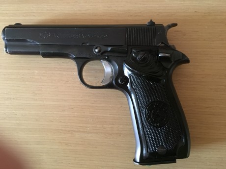 Vendo pistola Star Super S del 9 corto, en muy buen estado y con pocos disparos. 70€ 02