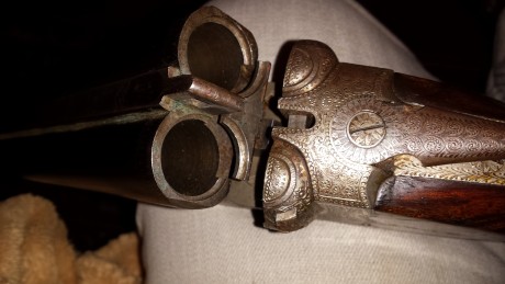 Me gustaría vender una escopeta paralela antigua fabricada en Eibar por Rufino Sande Gaztelorrutia marca 10