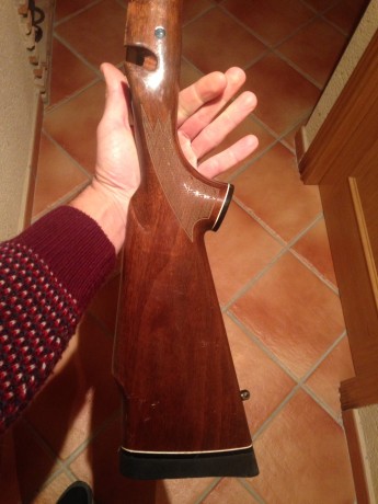 Rifle Remington 700 BDL 300 RUM con cañon de 660cm y freno de boca. Se entregan: culata original de madera 70