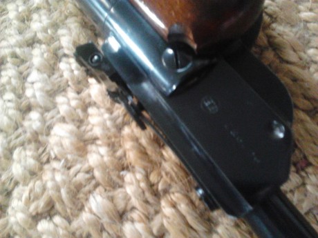 Vendo walther lg53 funcionando perfectamente y en buen estado tanto de pavòn como de madera
precio 195 01