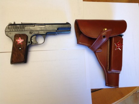 Vendo pistola Star de 9mm largo modelo A guiada en F la pistola como se puede ver en las fotos esta perfecta 60