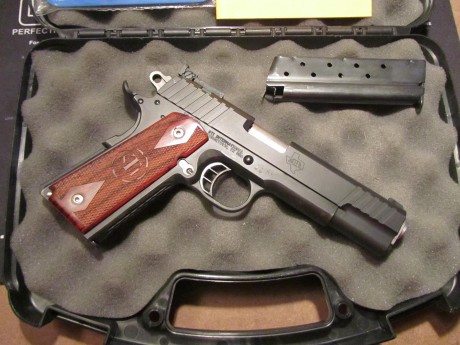 Pongo a la venta pistola STI Trojan, de 5 pulgadas. 


VENDIDA 00