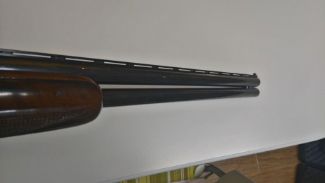 Escopeta superpuesta 12-70 de 1 gatillo, cañones ventilados 70 cm de + y +++, expulsora, muy ligera 3, 02