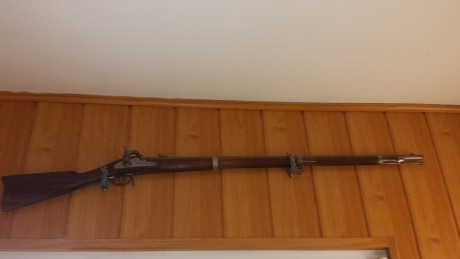 Vendo Sprinfil San Paolo calibre 58 
Esta en perfecto estado en libro de colección 
Colgado en la pared 01