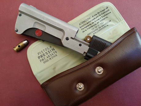 Vendo pistola PRESSIN inutilizada en Libro de Coleccionista. 
La inutilización se ha hecho respetando 10