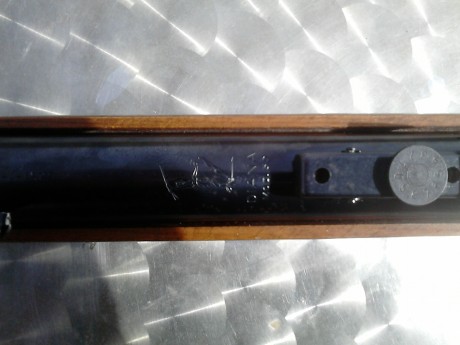 Buenas :
Me pide mi colega Antonio ( NICK : Antoneau ) que ponga el anuncio para esta bonita carabina 02