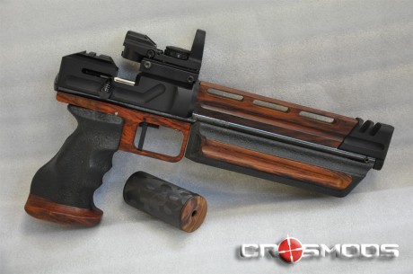 Tengo una pistola LOV 21 de CO2. ¿Sabéis si es factible colocarle encima de las cachas sintéticas que 50