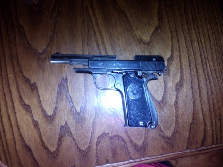vendo esta star del 9 corto guiada en F , la pistola se encuentra en buen estado y tiene muy pocos tiros 01