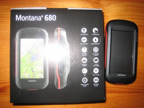 Hola. Vendo Garmin Montana 680. Extras:. Funda de protección, tarjeta externa de 32G. Mapa Topo Hispania 20