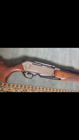 Se vende browning long track hunter calibre 338 .sin estrenar.comprado nuevo hace unos meses.ni siquiera 60
