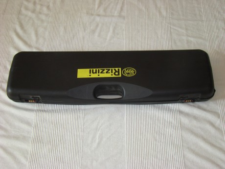 Vendo Rizzini premier trap 76 de cañon, choques fijos 2 y 1, culata regulable. Precio 950€.

 RizWea 009.JPG 100