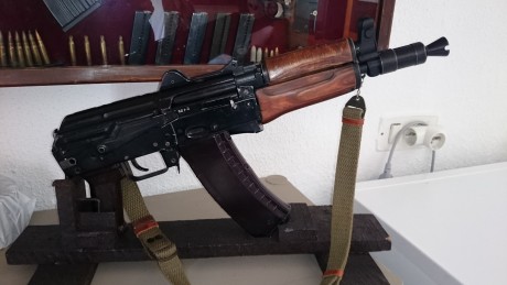 vendo subfusil ak su-74 inutilizado ,certificado europeo Alemania precio 225 euros. 02