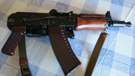 vendo subfusil ak su-74 inutilizado ,certificado europeo Alemania precio 225 euros. 01