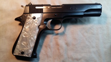 Vendo Pistola Star modelo A 9mm largo inutilizado por fresado en recamara logotipo de aviacion para poner 01