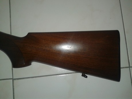 Se vende repetidora benelli 121 sl, super ligera.Cañon de 61 cm y 3 ***.
Tiene cubre roscas y 3 choques 11