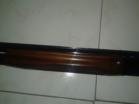 Se vende repetidora benelli 121 sl, super ligera.Cañon de 61 cm y 3 ***.
Tiene cubre roscas y 3 choques 22