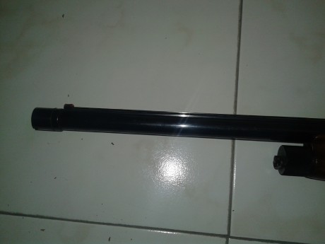 Se vende repetidora benelli 121 sl, super ligera.Cañon de 61 cm y 3 ***.
Tiene cubre roscas y 3 choques 21