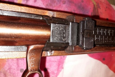 Buenas a todos
pongo en venta este magnifico fusil. Maderas restauradas en perfecto estado. Metales en 10