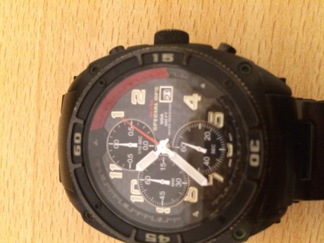 Vendo exclusivo reloj militar de la prestigiosa marca americana MTM Special OPS.
Tiene numero de serie 01